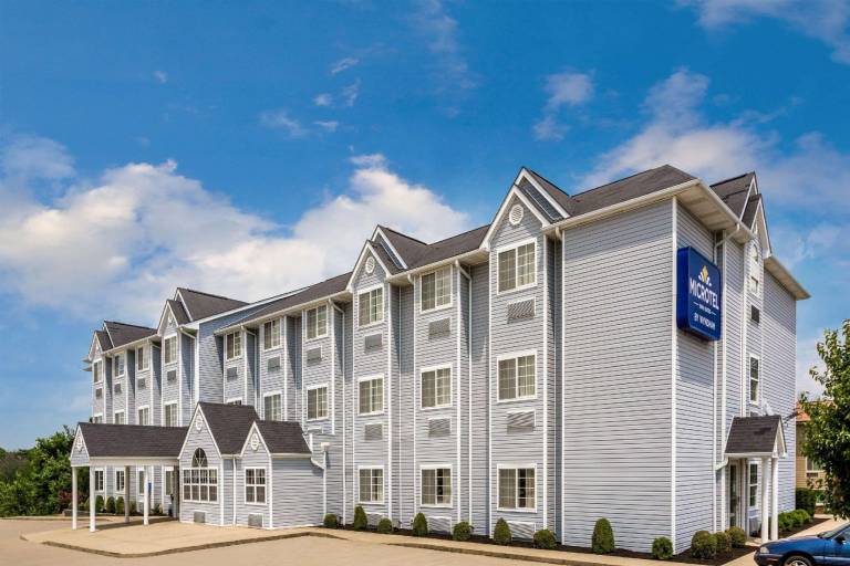 Microtel Inn & Suites by Wyndham Dry Ridge in Dry Ridge, KY