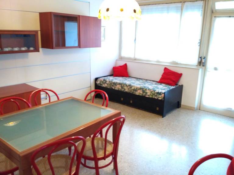 Rental apartment with 3 rooms for 6 persons — photo 3
