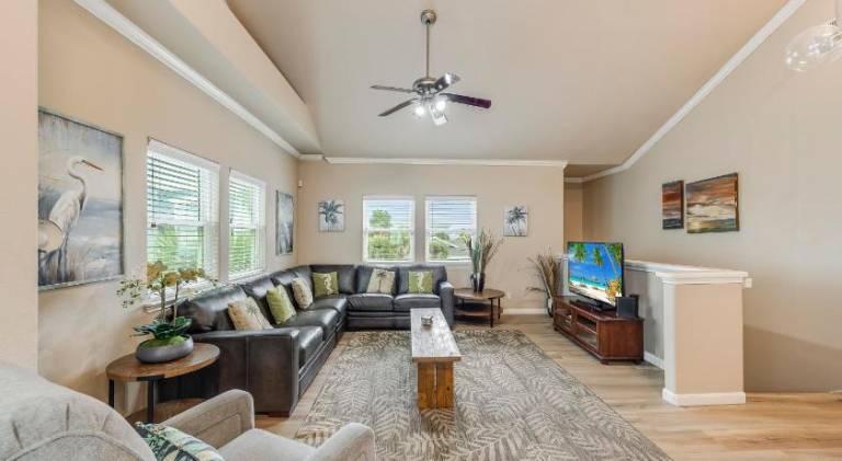 Vacation home | Beach nearby | Pet-friendly — photo 3