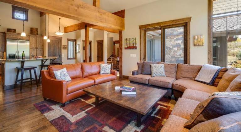 Nice vacation home with barbecue & hot tub | Pets are welcome — photo 3