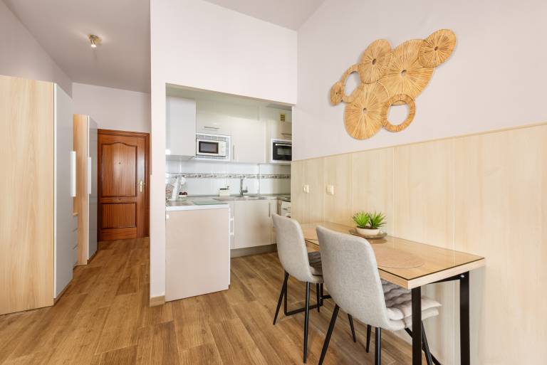 Holiday apartment with fast internet | Close to Alcazaba of Málaga — photo 3