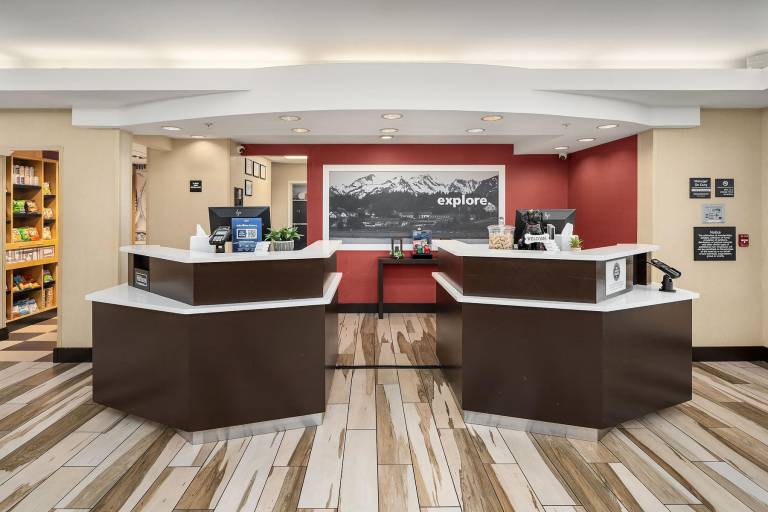 Hampton Inn & Suites Seattle North/Lynnwood in Bothell, WA