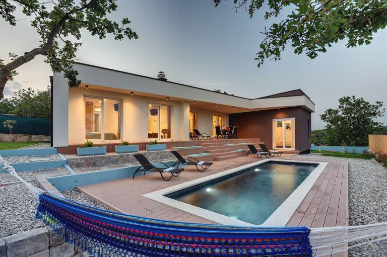 Villa with private pool just minutes from the beaches — photo 3