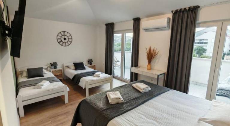 Apartment with 3 rooms for 10 persons — photo 2