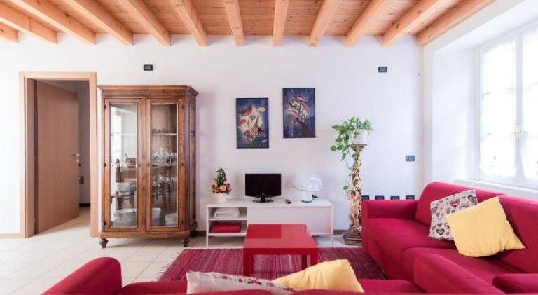 Pleasant holiday apartment | Next to Como Cathedral | Pets allowed in Brunate