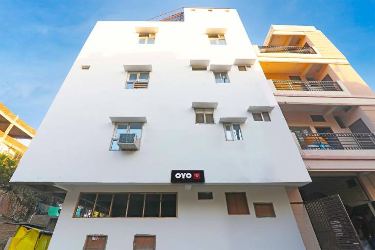 Super OYO 824559 Kalpna Inn
