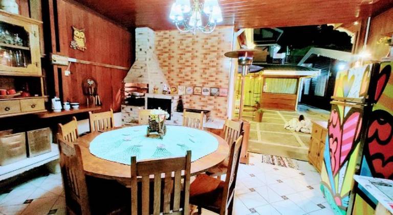 Chalet with yard, terrace & BBQ — photo 4