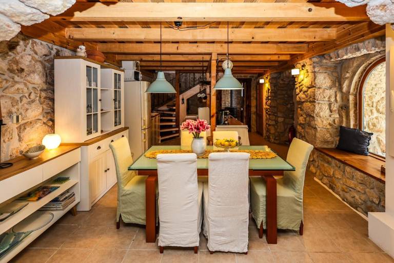Fully equipped vacation home with private pool, barbeque & garden | Sea view | Pet-friendly — photo 5