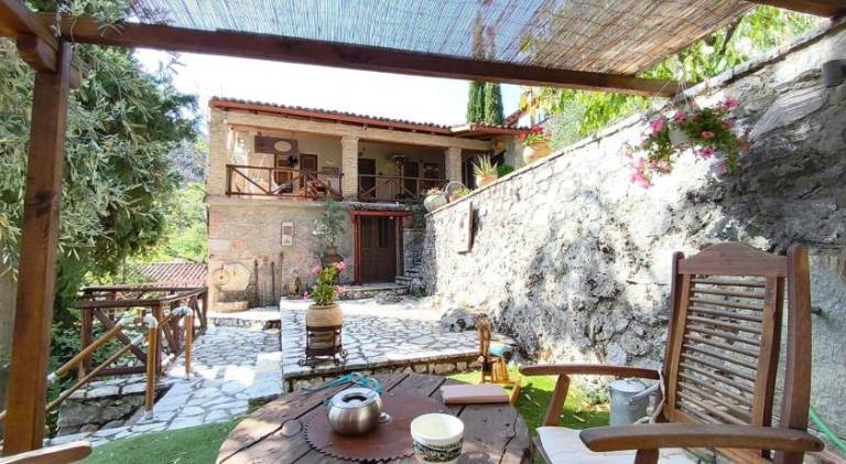 House with terrace, grill & garden — photo 4