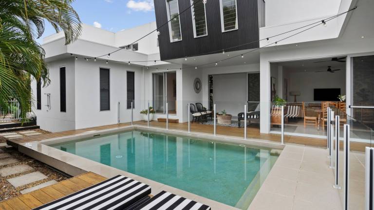 House Kingscliff