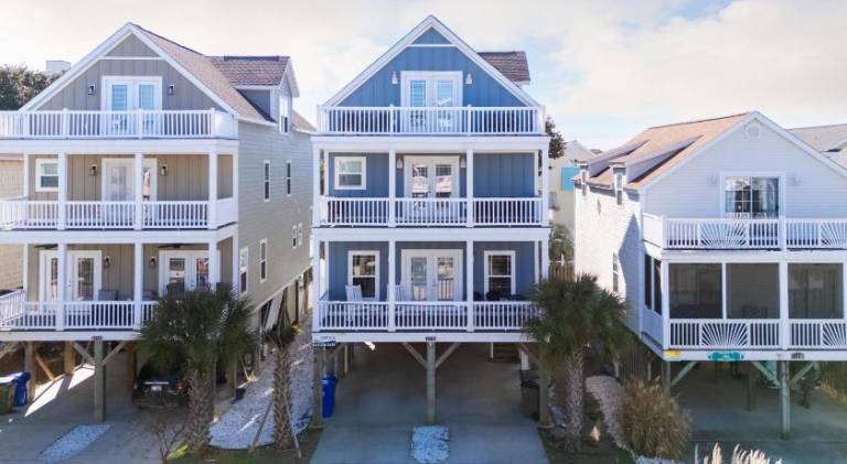 Vacation home with pool in Garden City, SC