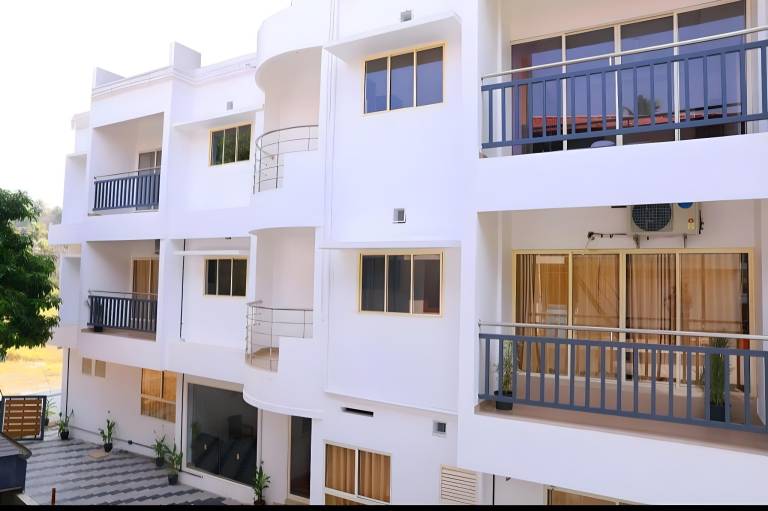 Hisham Residency