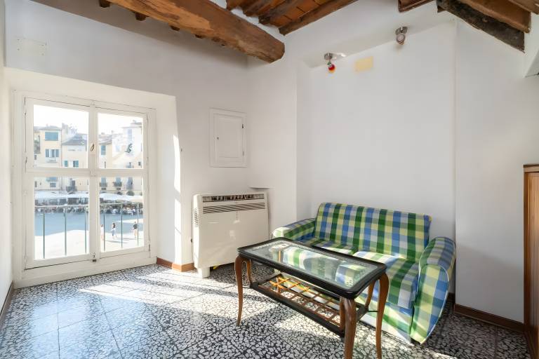 Rental apartment | Close to Lucca Cathedral | City view — photo 2
