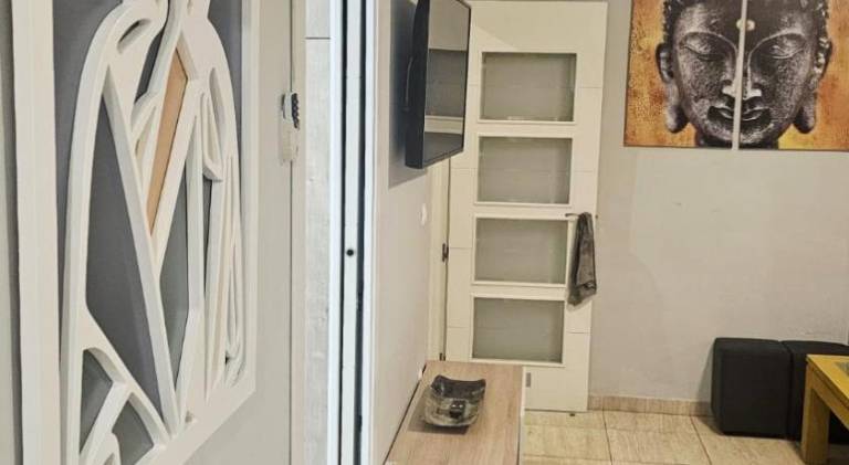 Apartment | Next to Calleja de las Flores — photo 3