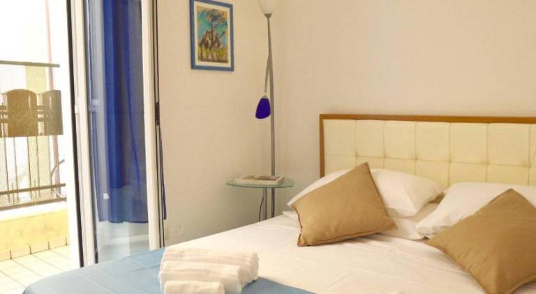 Apartment with 2 rooms for 6 persons — photo 2
