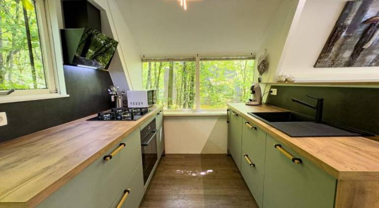 Nice chalet with pool | Pets are welcome — photo 4
