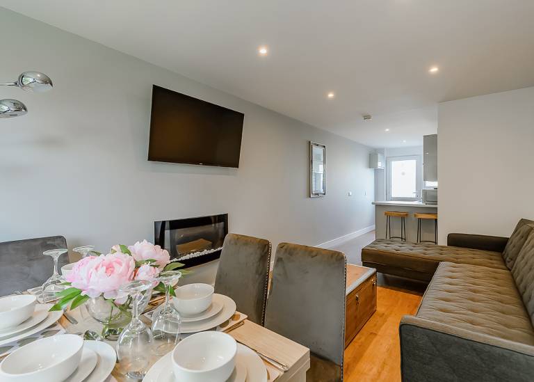 Shakespeare First Floor Apartment