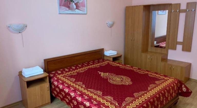 Inn on Zhytomyrska