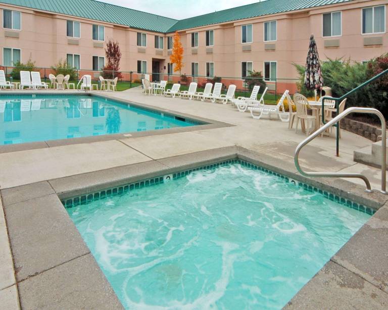 Sleep Inn Bend Crossroads Plaza — photo 2