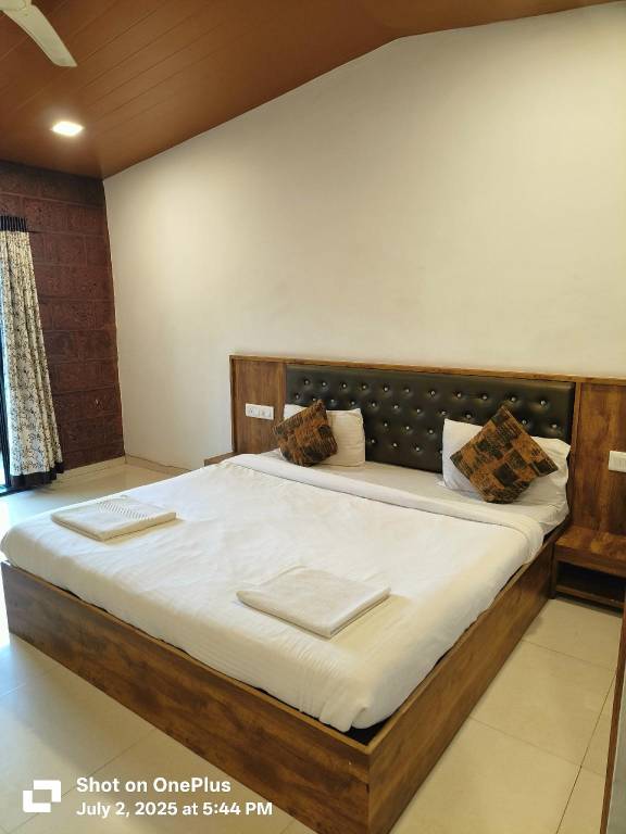 Bed and breakfast  Mahabaleshwar