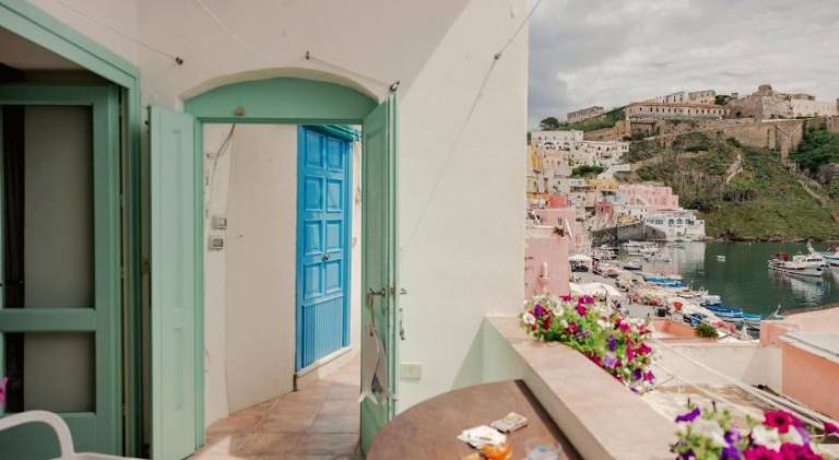 House | Close to the beach | Pet-friendly in Procida