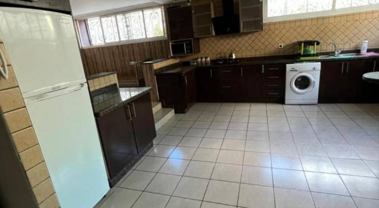 Villa with 4 rooms for 10 persons — photo 4