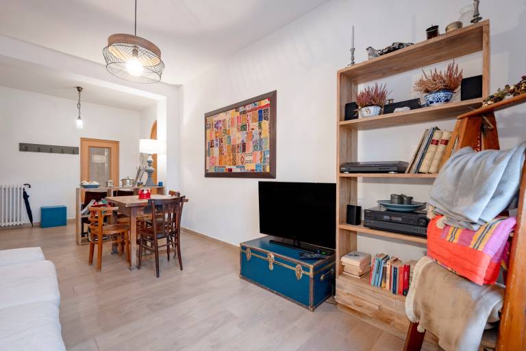 Seaside Suite just steps from the sea — photo 4