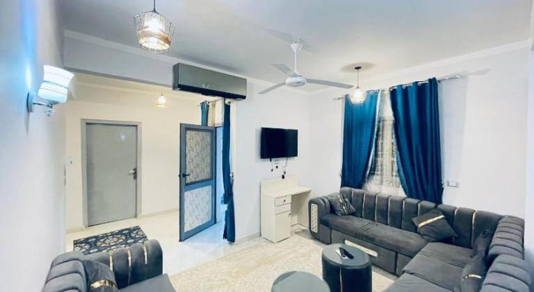 Holiday apartment with 3 rooms for 6 persons — photo 2