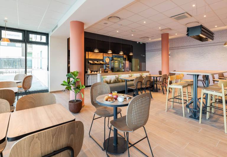 B&B HOTEL Massieux Genay — photo 2