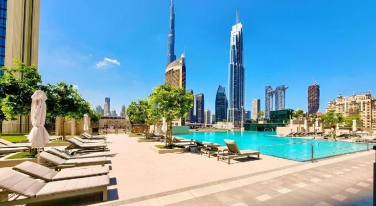 Fresh New 2 Bedroom! Amazing Burj Khalifa View! 5-star Pool & Gym Access! — photo 3