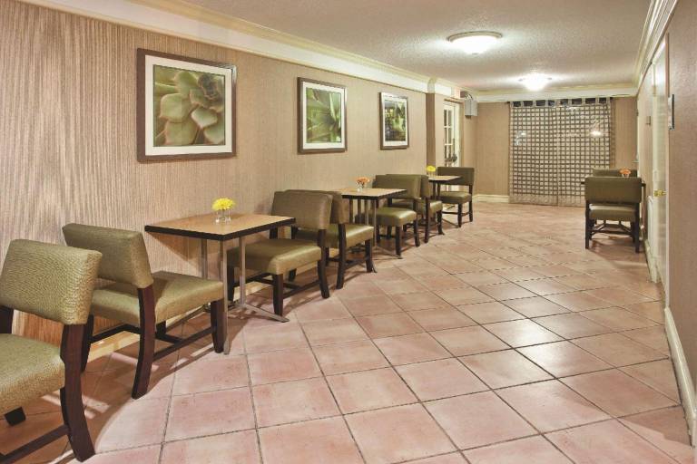 La Quinta Inn Savannah Midtown — photo 4