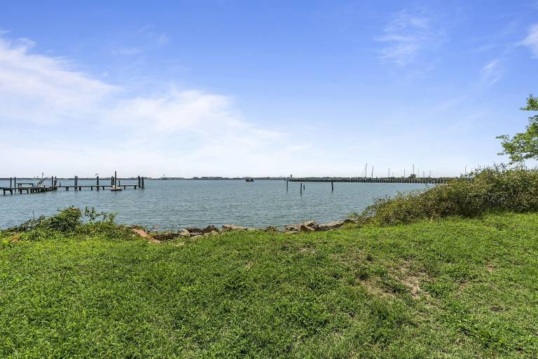 Cabin Willoughby Spit