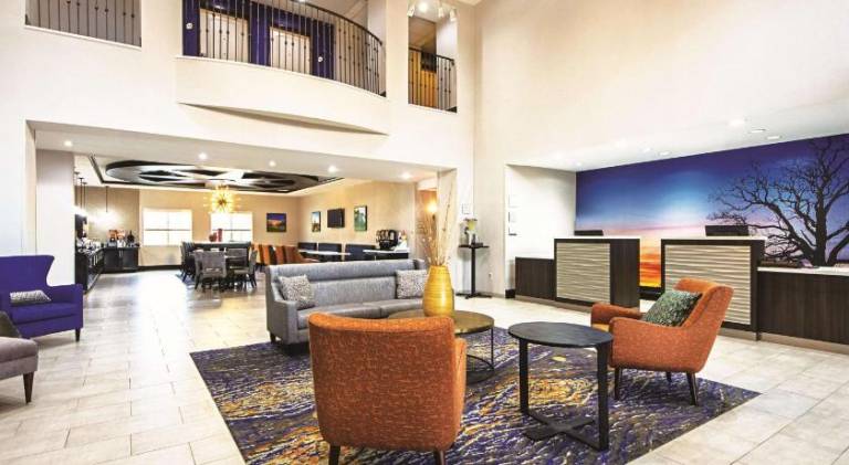 La Quinta Inn & Suites by Wyndham McKinney — photo 2