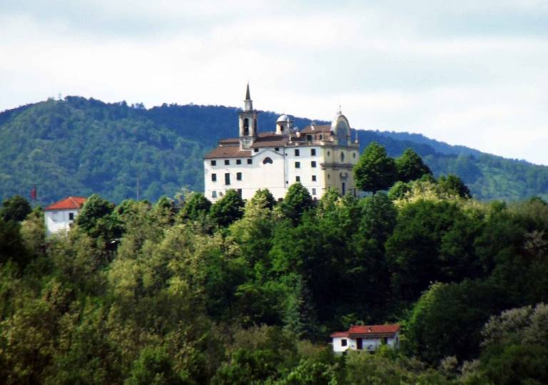 Casa  Novi ligure