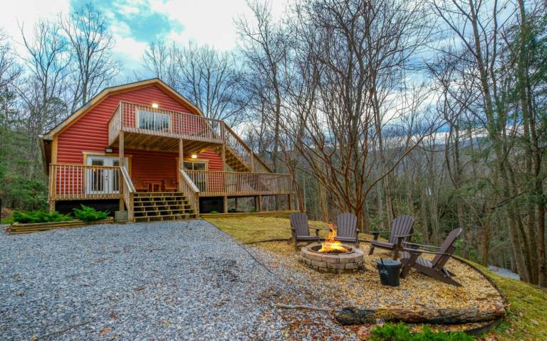 Hot Tub Soaks Under the Stars, Firepit S'mores & Secluded Mountain Vibes - A Country Retreat — photo 2