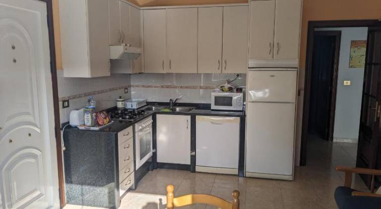 Apartment with 2 rooms for 4 persons — photo 4