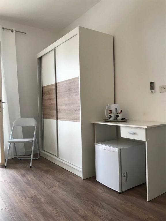 Private room | Beach nearby | Pets allowed — photo 4