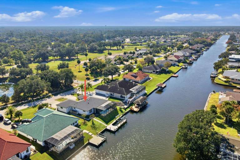 Family-oriented pleasant vacation home with fast internet, barbeque & yard | Sea view | Dogs allowed in Palm Coast, FL