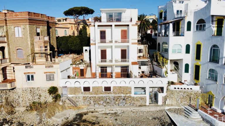 Holiday apartment with patio | Sea view — photo 2