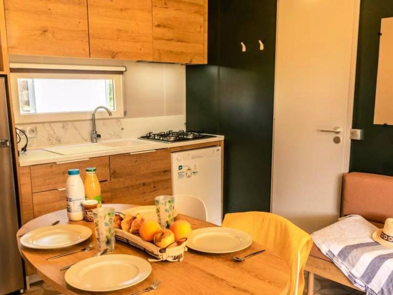 Family-friendly lovely mobile home with terrace & heated pool | Pets allowed — photo 5