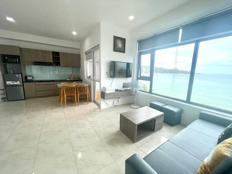 Nha Trang Beachfront Luxury Residence — photo 2