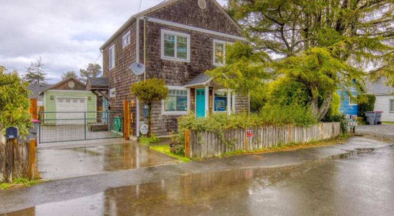 House with jacuzzi in Seaside, OR