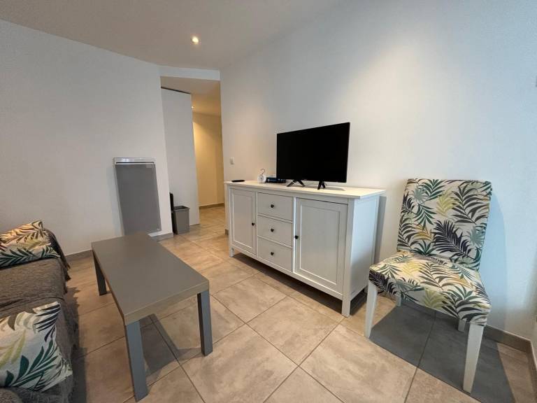 Family-friendly holiday apartment with fast internet & garden | Next to the beach | Pets are welcome — photo 2