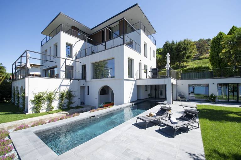 Villa Arona
