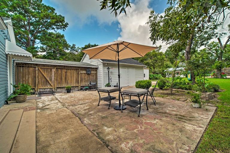Pet-Friendly Brenham Cottage w/ Yard! — photo 3