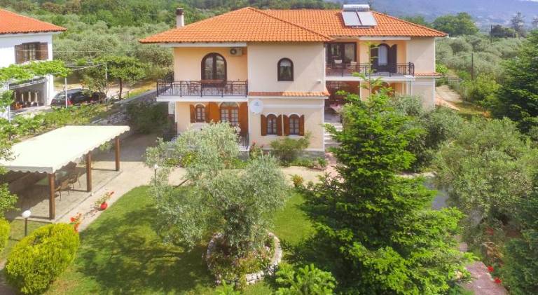 145 m&sup2; Ferienhaus