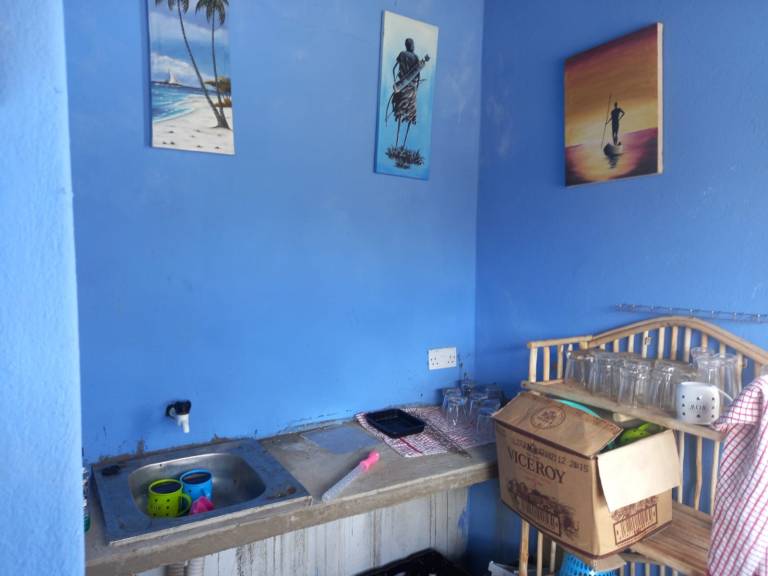 Luxurious 4-Bedroom House with Private Pool in Kikambala — photo 4
