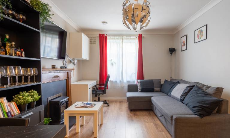 Inviting 2BD Flat — 15 Mins from Heart of Dublin