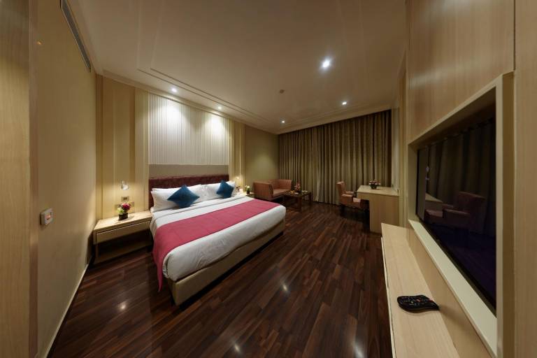 PALM GREEN HOTEL & RESORT