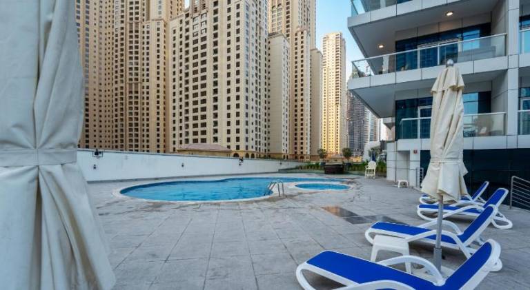Rental apartment with pool — photo 5